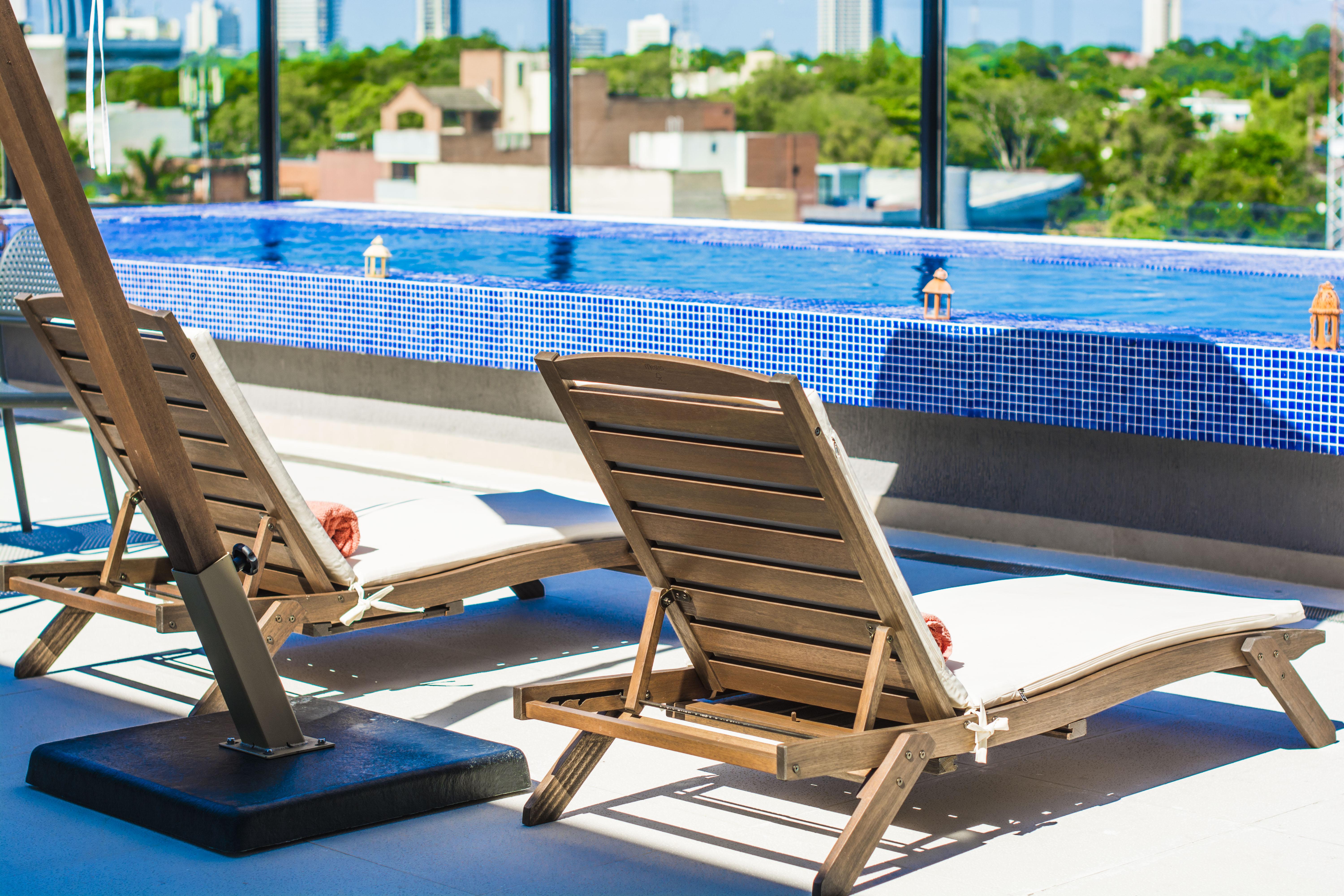 Five Hotel & Residences Asunción Exterior foto Rooftop pool at the hotel